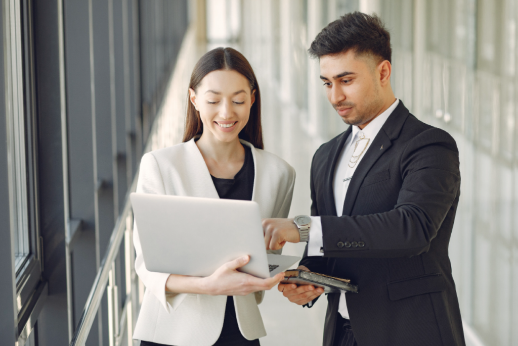 10 Perbedaan Wirausaha dan Wiraswasta serta Contoh Pekerjaannya