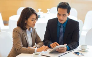 Konsultan Bisnis Profesional: Fungsi dan Cara Memilihnya